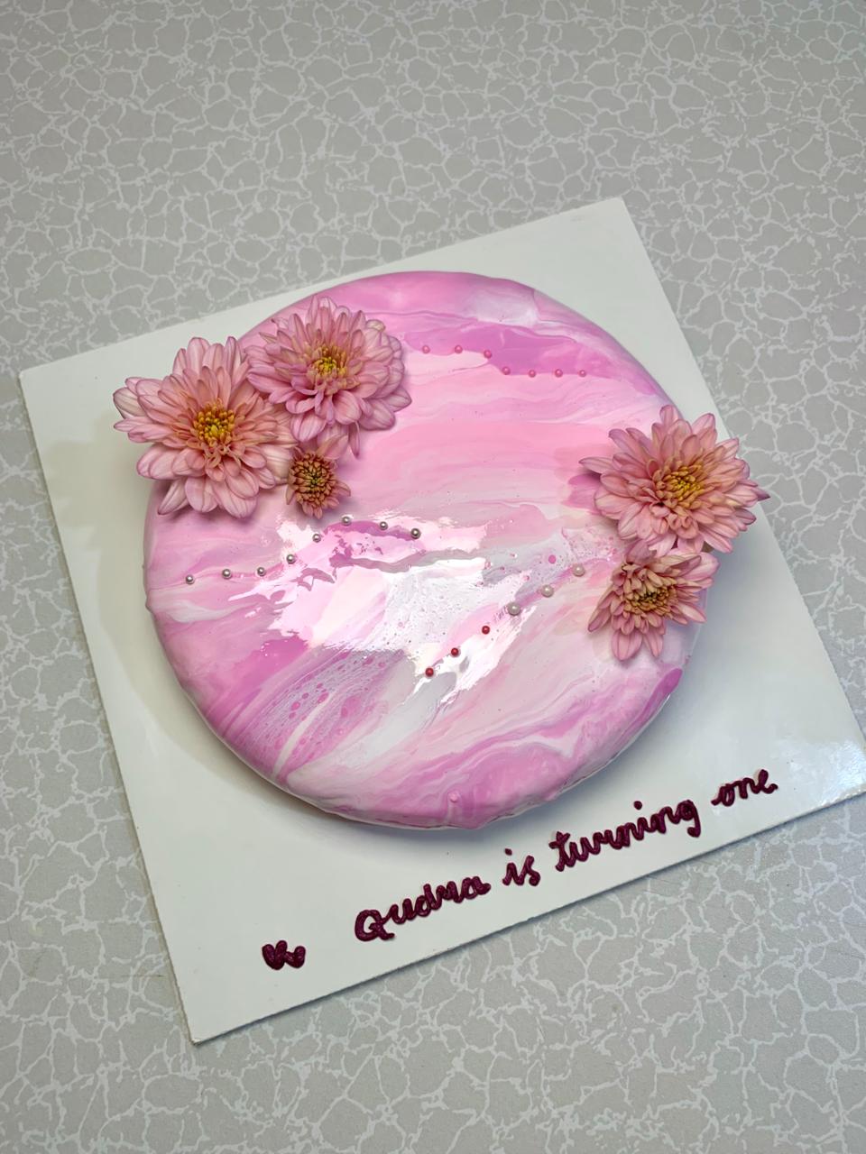 Entremet Cake Yokito Food - Mousse berlapis dengan glaze elegan
